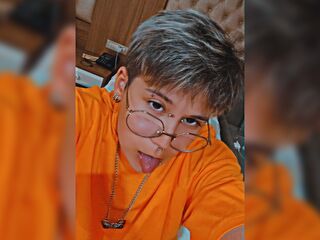 AngelaRight