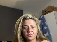 Ik ben stout en ondeugend wil je een gesprek met mij kom gezellig kletsen