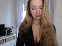 I am an open and liberated girl who likes to learn new things. I appreciate each of my fans and appreciate you for being with me