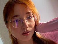 cam girl playing with vibrator AngeleWirtanen