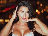 camgirl shaving pussy BiankaLeoness