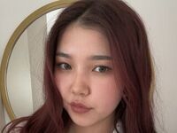 naked cam girl masturbating with vibrator DebbiPitts