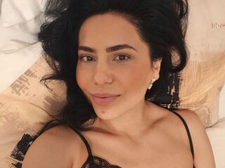 naked camgirl masturbating with vibrator EvelineAngeles