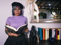 topless camgirl KimWexler