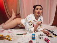 cam strip tease MillieDixon