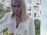 chat room cam AdellynRose