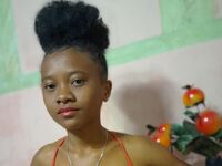 hot strip tease webcam AlphonsineRazafy