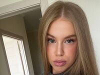 camslut spreading pussy GinetteHartzheim