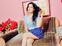 naked cam girl masturbating TaraLeo