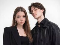 erotic webcam video LeoAndMira