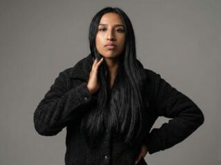 nude camgirl photo AdaharaBanks