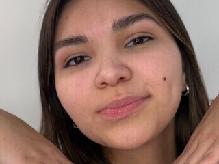 girl cam live AdriaKunstlinger