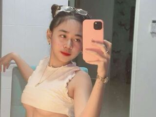 fingering webcamgirl AikoPerez