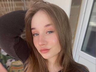 cam girl AliceTrenton