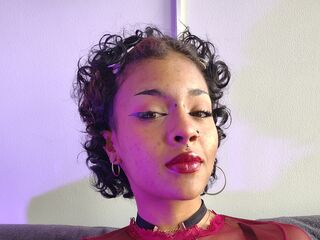 fingering camgirl AmaranthaPiere