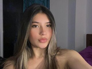 topless webcam girl AmberDimond