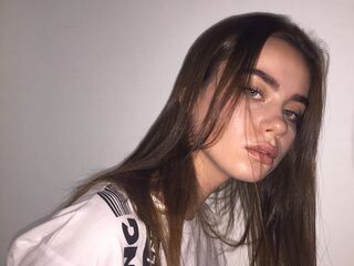 webcam live show AmeliPovilain