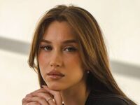 sexy webcamgirl picture AmelinaBrauberg