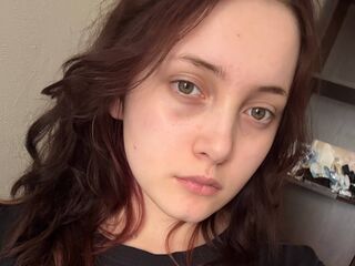 naughty cam girl masturbating AmilyBens