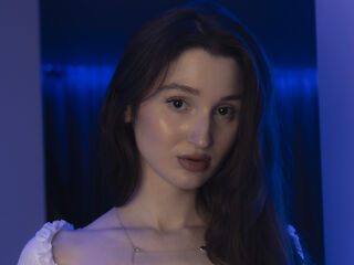 nude webcam AminaNim