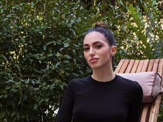 camgirl playing with vibrator AmyReeves