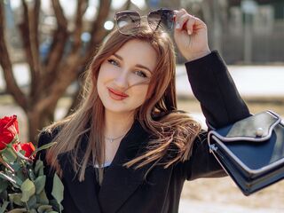 cam girl playing with vibrator AnnetteGoldstein