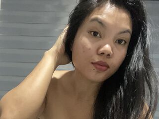 web cam show AranyaMax