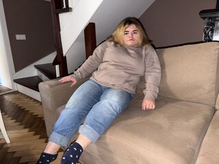 camgirl AvenLullaby
