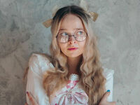 naked cam girl masturbating with dildo BellaMorley