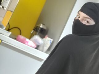 camgirl webcam pic BiaBlack