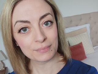 free chat room BiancaLuxe