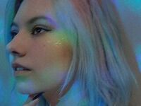 beautiful webcam girl BonniMeis
