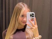 fingering cam girl picture BonnieNowa