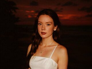 hot camslut BreeCoup