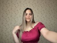 masturbating camgirl CandiAyrton