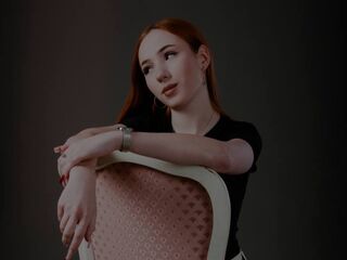 camgirl showing pussy CarleenZangari