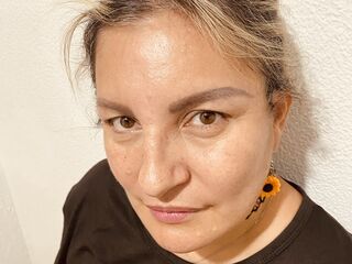 free live cam chat CarolinaCruss