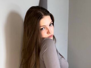 hot cam show CarterBella