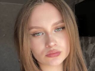 sexy cam girl picture CarylonPreis