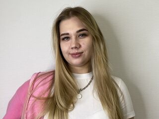 hot webcam slut CathernLoven