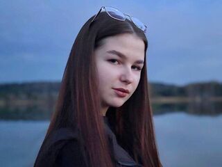 cam girl photo ChiekoLona