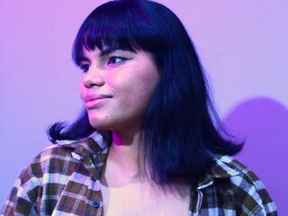 camslut video ChloyWallace