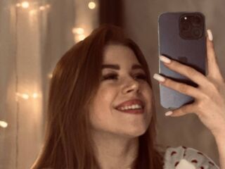 masturbating cam girl CieraDardagnac