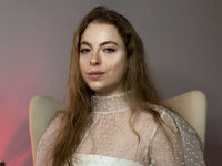 chat room live show ConstanceLee