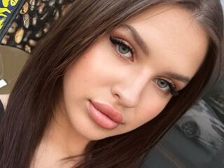 chatwhore CoraLennox