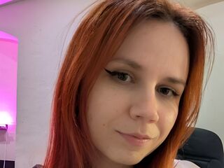 beautiful camgirl CruelJones