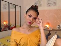 girl chat DanayaQuin