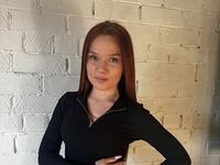 naked girl with webcam masturbating with dildo DavinaHislip