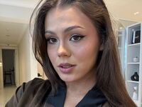 topless cam girl DemetriceTaneja