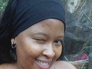 camgirl fingering bald pussy DoraPhillips